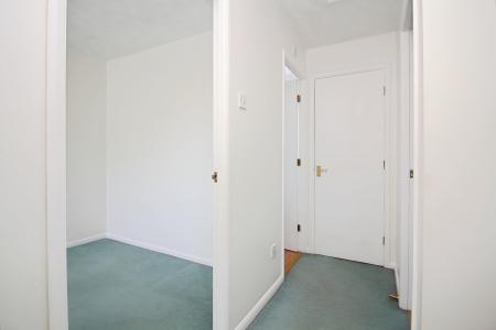 3 bedroom Semi-detached house for sale in Kingfisher Road, Mountsorrel, LE12