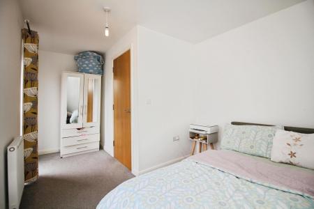 4 bedroom Town house for sale in Langton Way, Leicester, LE4