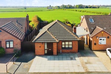 2 bedroom Detached bungalow for sale in Lime Drive, Syston, LE7