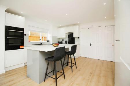 3 bedroom Semi-detached house for sale in Lime Drive, Syston, LE7