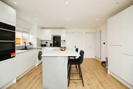 3 bedroom Semi-detached house for sale in Lime Drive, Syston, LE7