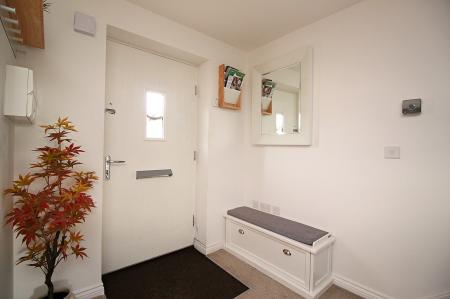 2 bedroom Terraced House for sale in Linacre Crescent, Syston, LE7