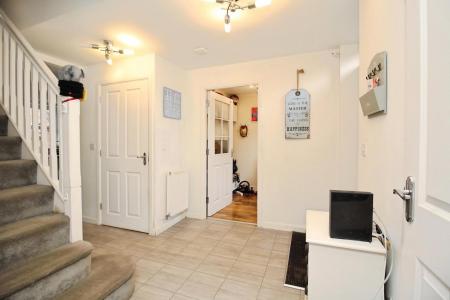 4 bedroom Detached house for sale in Loddington Close, Syston, LE7