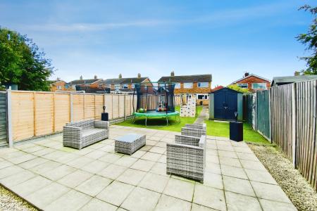 3 bedroom Semi-detached house for sale in Long Furrow, East Goscote, LE7