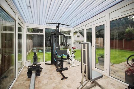 3 bedroom Semi-detached house for sale in Ludgate Close, Birstall, LE4