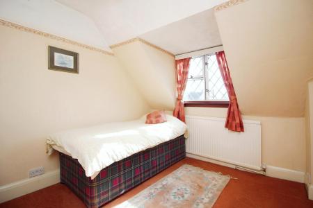 3 bedroom Semi-detached house for sale in Melton Road, Syston, LE7