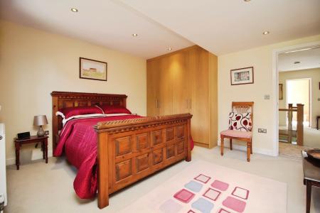 4 bedroom Detached house for sale in Melton Road, Rearsby, LE7