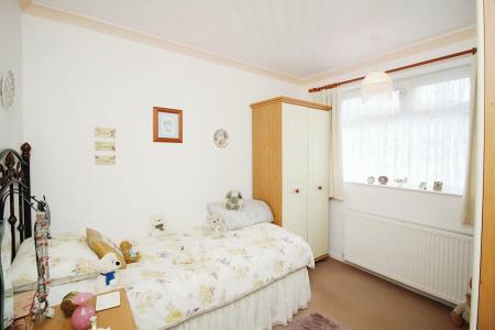 2 bedroom Semi-detached bungalow for sale in Melton Road, Thurmaston, LE4