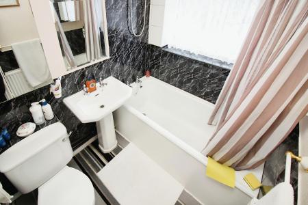 2 bedroom Semi-detached bungalow for sale in Melton Road, Thurmaston, LE4