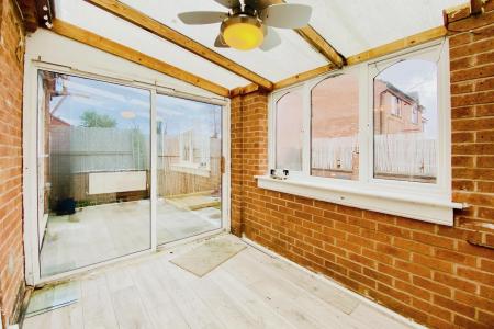 2 bedroom End of terrace house for sale in Melton Road, Thurmaston, LE4
