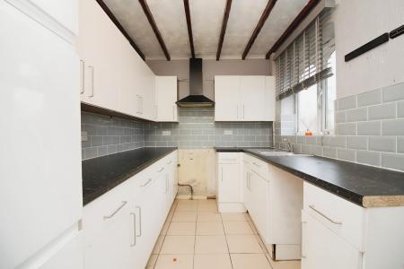 2 bedroom End of terrace house for sale in Melton Road, Thurmaston, LE4