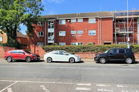 1 bedroom Flat for sale in Melton Road, Thurmaston, LE4