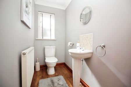 3 bedroom Terraced House for sale in Millstone Lane, Syston, LE7