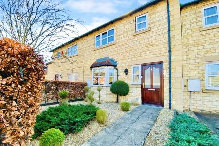 3 bedroom Terraced House for sale in Millstone Lane, Syston, LE7
