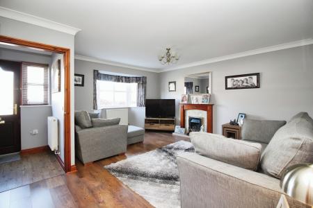 3 bedroom Terraced House for sale in Millstone Lane, Syston, LE7
