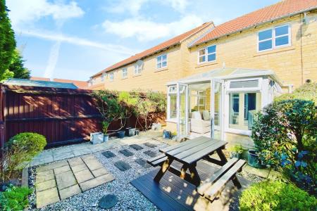 3 bedroom Terraced House for sale in Millstone Lane, Syston, LE7