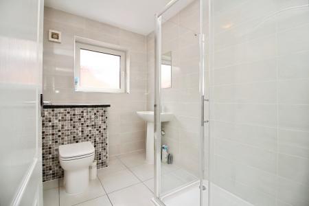 2 bedroom Detached bungalow for sale in Moorgate Avenue, Birstall, LE4