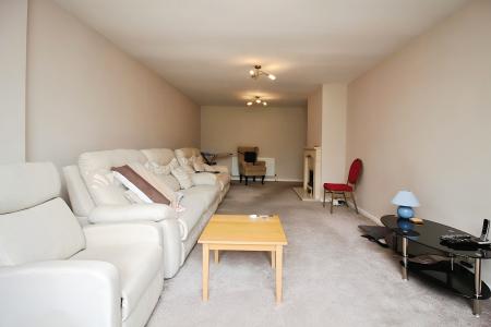 2 bedroom Detached bungalow for sale in Moorgate Avenue, Birstall, LE4