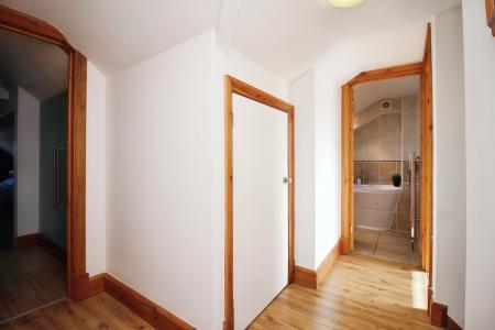 4 bedroom Semi-detached bungalow for sale in Mostyn Avenue, Syston, LE7