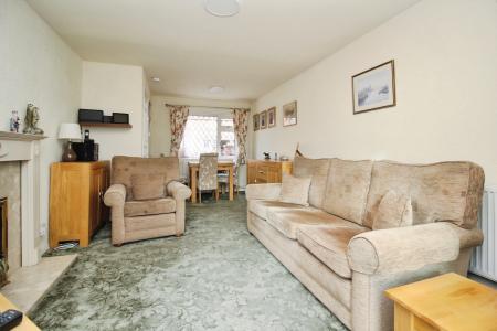 3 bedroom Semi-detached house for sale in Mostyn Avenue, Syston, LE7