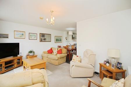 3 bedroom Town house for sale in New Avenue, Rearsby, LE7