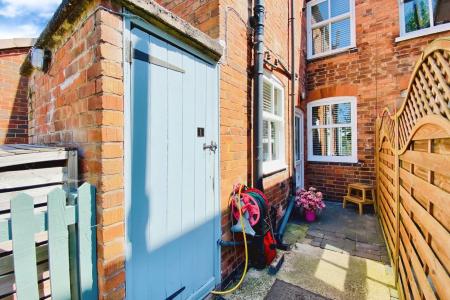 3 bedroom End of terrace house for sale in New Street, Queniborough, LE7