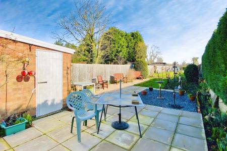 3 bedroom Semi-detached house for sale in New Zealand Lane, Queniborough, LE7