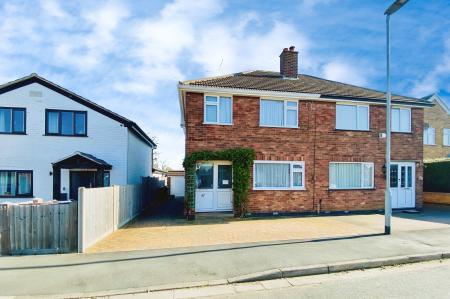 3 bedroom Semi-detached house for sale in New Zealand Lane, Queniborough, LE7