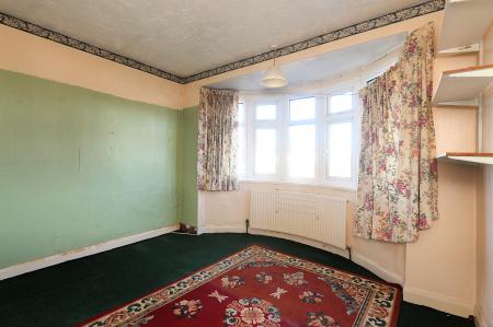 3 bedroom Semi-detached house for sale in Northdown Drive, Thurmaston, LE4