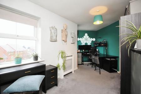 2 bedroom Flat for sale in Old Station Road, Syston, LE7