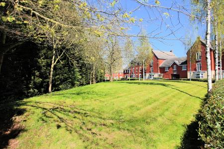 2 bedroom Flat for sale in Old Station Road, Syston