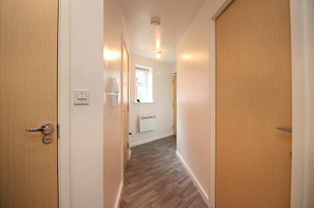 2 bedroom Flat for sale in Old Station Road, Syston, LE7