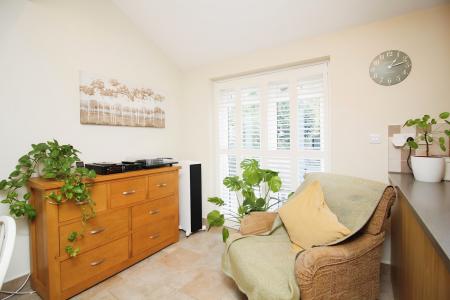 4 bedroom Detached house for sale in Oriel Drive, Syston, LE7