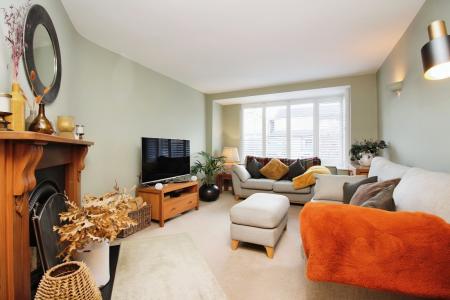 4 bedroom Detached house for sale in Oriel Drive, Syston, LE7