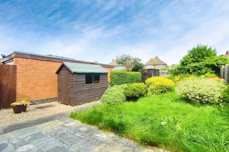 3 bedroom Semi-detached house for sale in Oriel Drive, Syston, LE7