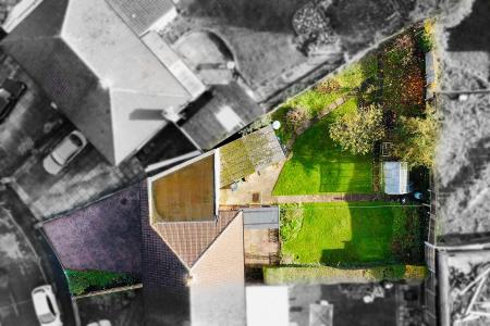 4 bedroom Semi-detached house for sale in Parkdale Road, Thurmaston, LE4