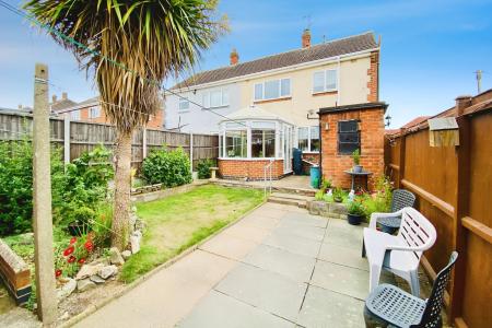 3 bedroom Semi-detached house for sale in Parkdale Road, Thurmaston, LE4