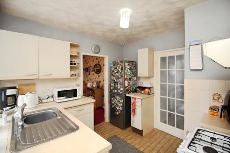 3 bedroom Semi-detached house for sale in Parkdale Road, Thurmaston, LE4