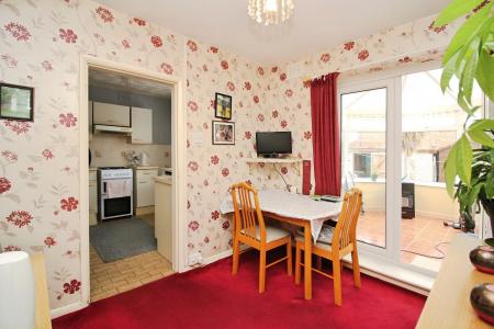 3 bedroom Semi-detached house for sale in Parkdale Road, Thurmaston, LE4