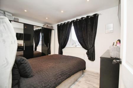 3 bedroom Town house for sale in Partridge close, Syston, LE7