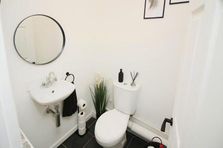 3 bedroom Town house for sale in Partridge close, Syston, LE7