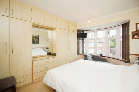 3 bedroom Semi-detached house for sale in Queens Drive, Leicester Forest East, LE3