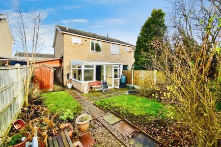 2 bedroom Semi-detached house for sale in Ridgeway Drive, Thurmaston, LE4