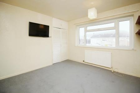 2 bedroom Semi-detached house for sale in Ridgeway Drive, Thurmaston, LE4