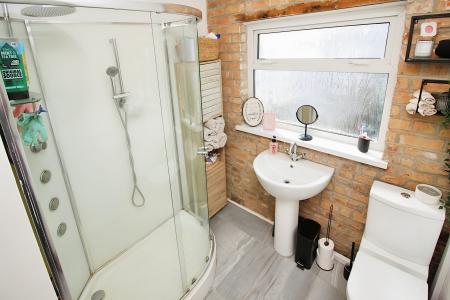 2 bedroom Semi-detached house for sale in Rookery Lane, Thurmaston, LE4