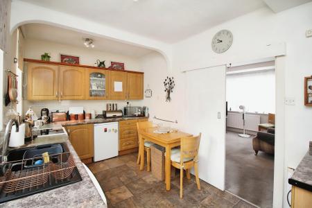 3 bedroom Semi-detached house for sale in Roseway, Leicester, LE4