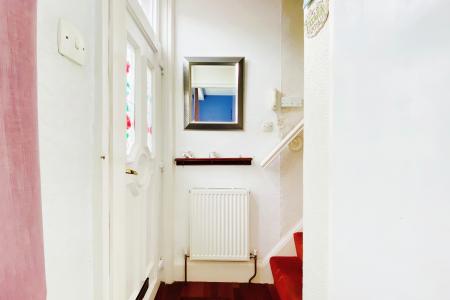 3 bedroom Semi-detached house for sale in Roseway, Leicester, LE4