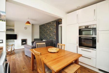 3 bedroom Semi-detached house for sale in Sandford Road, Syston, LE7