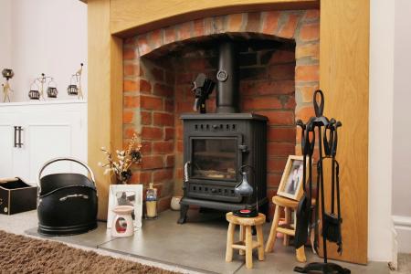 3 bedroom Terraced House for sale in Sandford Road, Syston, LE7