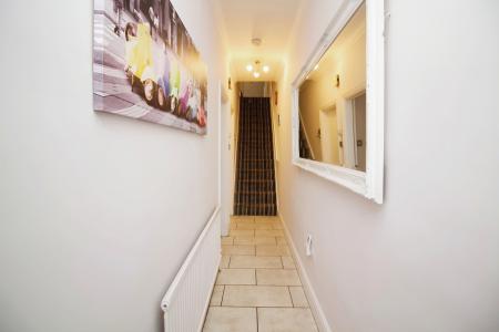 3 bedroom Terraced House for sale in Sandford Road, Syston, LE7